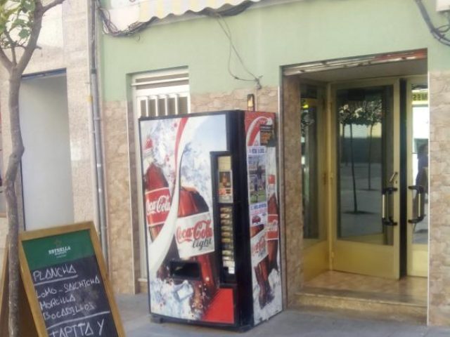 Yoaldona