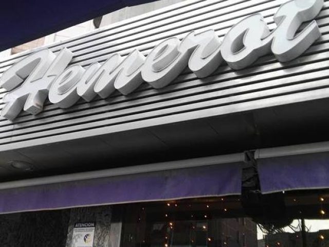 Hemerot Pub Óvalo