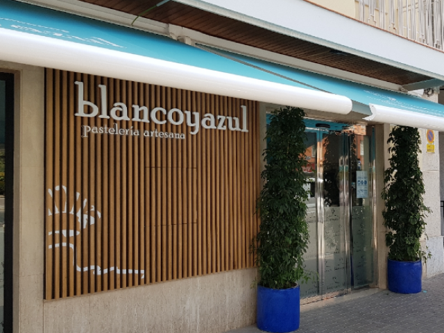 Blanco y Azul Av. Europa