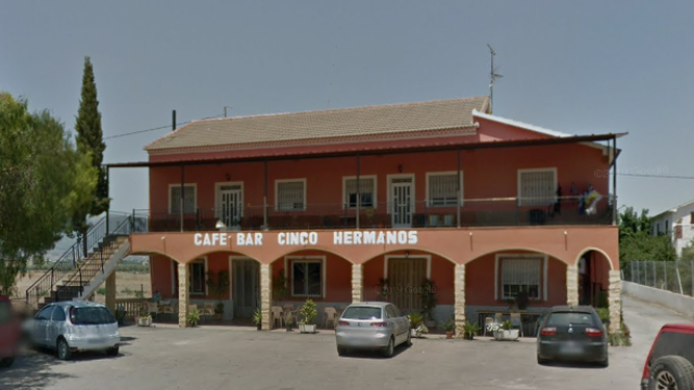 Café Bar Cinco Hermanos