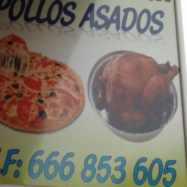 Pizzería Mónica